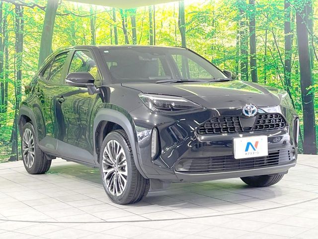 YARIS CROSS HYBRID