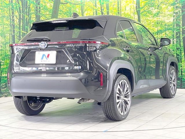 YARIS CROSS HYBRID