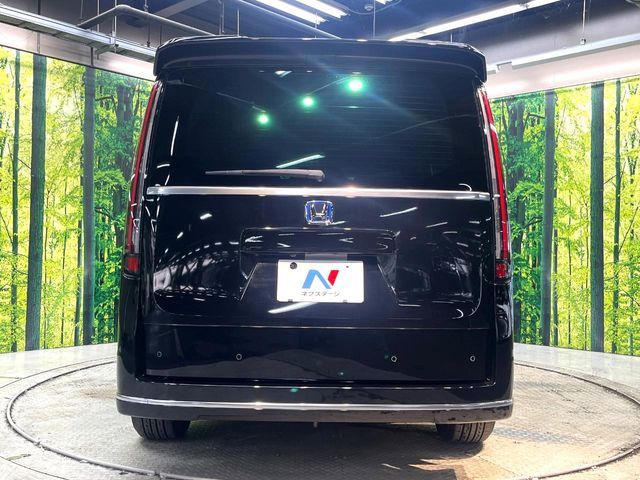 STEPWAGON e:HEV SPADA