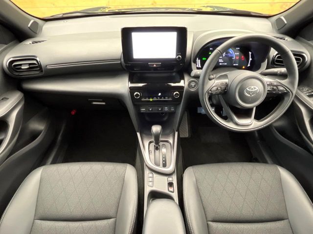 YARIS CROSS HYBRID