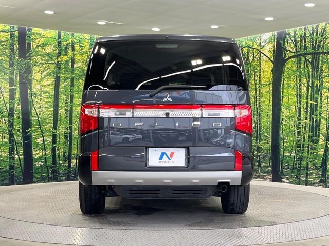 DELICA D:5 4WD