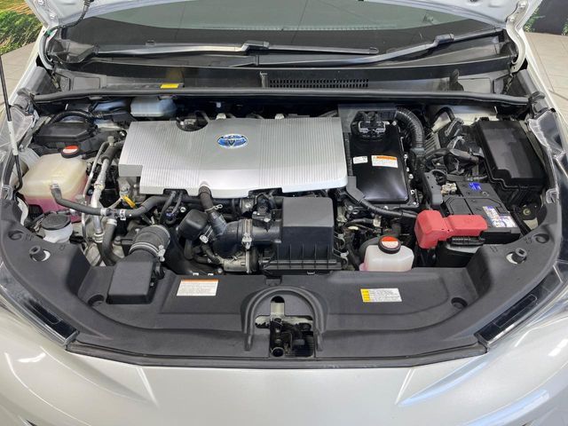 PRIUS 4WD