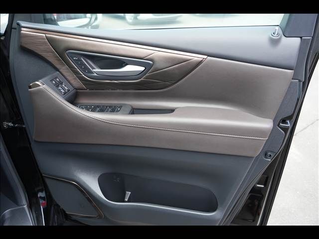 ALPHARD hybrid 4WD
