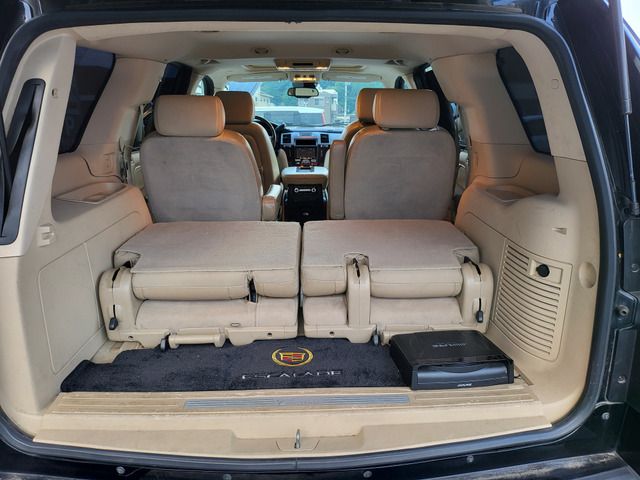 CADILLAC ESCALADE ESV