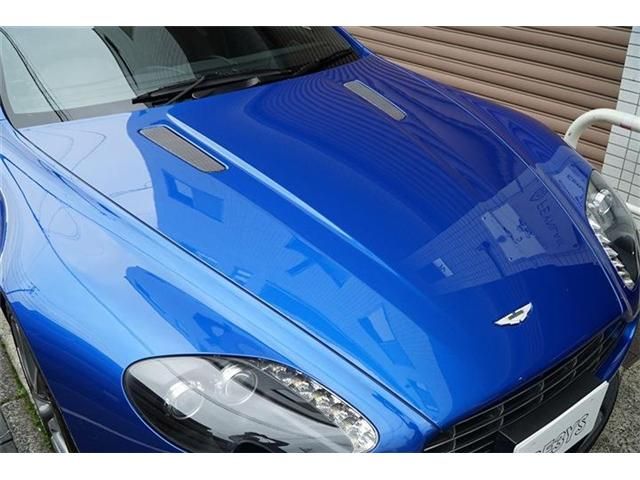 ASTON MARTIN