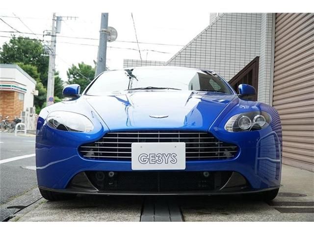 ASTON MARTIN