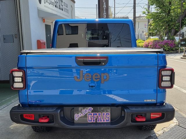 JEEP GLADIATOR