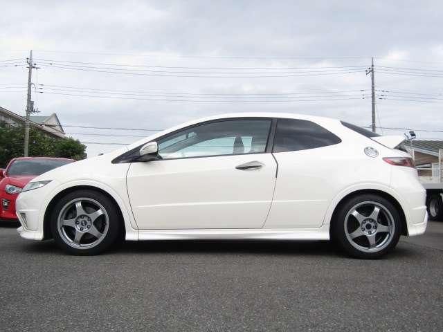 CIVIC hatchback