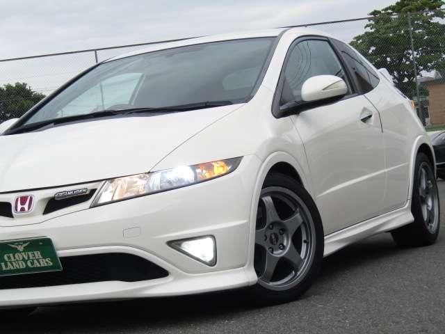 CIVIC hatchback