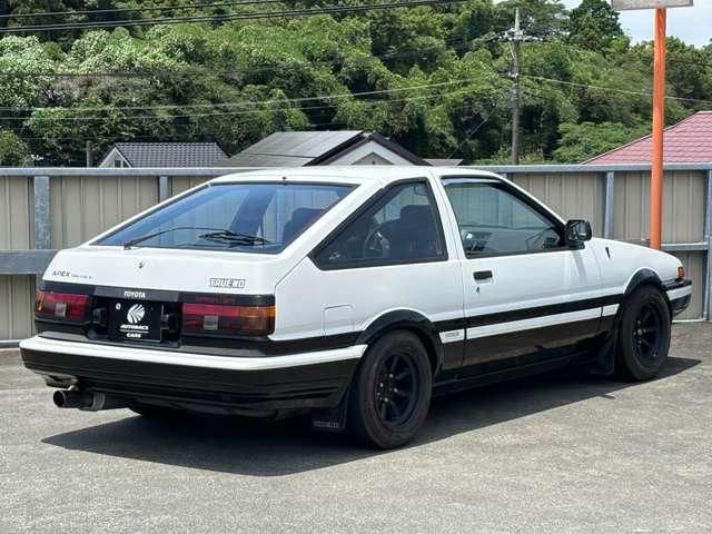 SPRINTER TRUENO hatchback