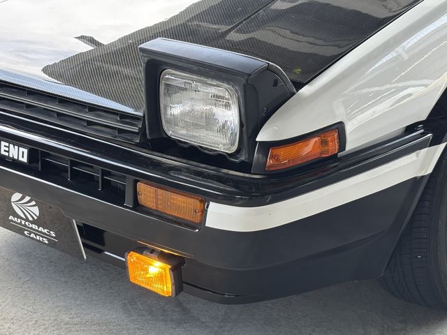 SPRINTER TRUENO hatchback