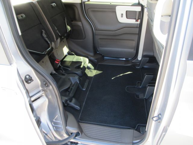 N BOX 4WD