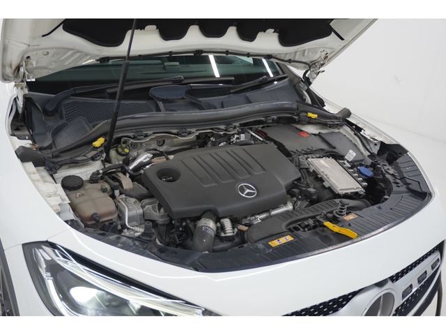MERCEDES BENZ GLA class