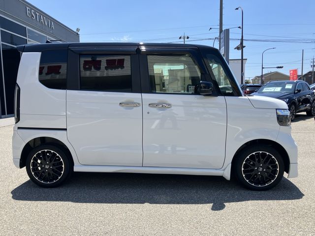 N BOX CUSTOM 4WD