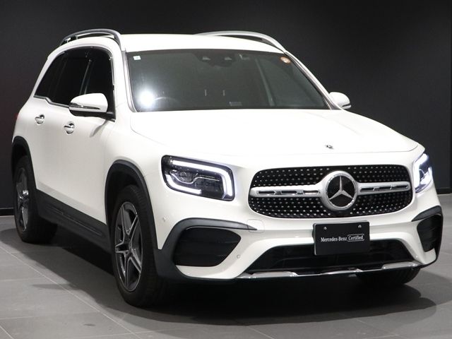 MERCEDES BENZ GLB