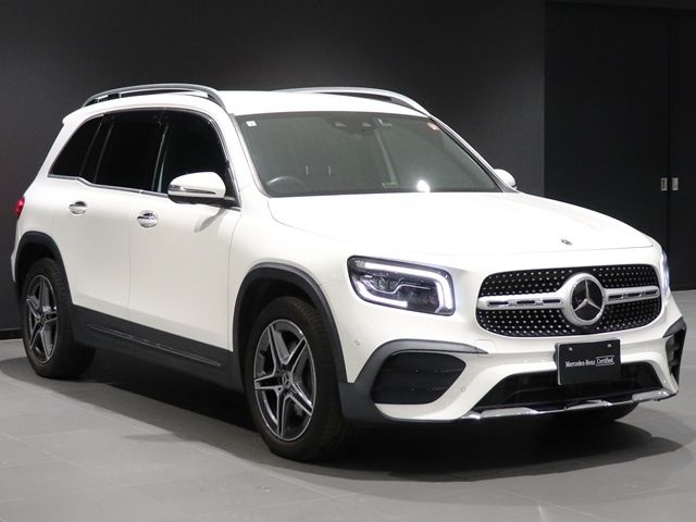 MERCEDES BENZ GLB