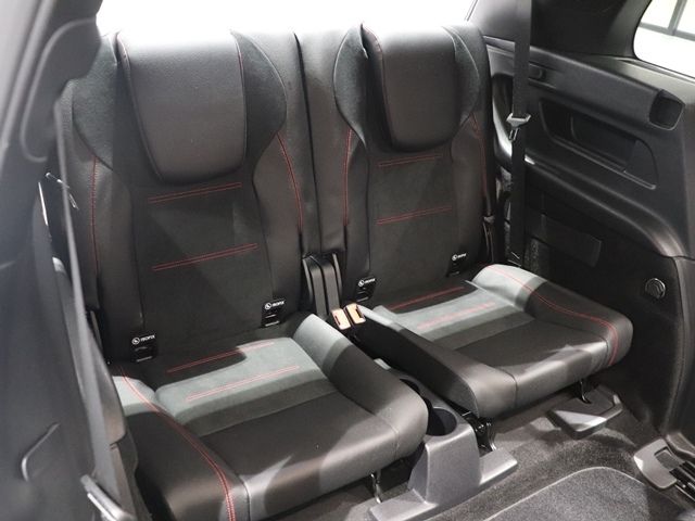 MERCEDES BENZ GLB