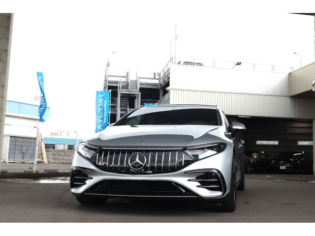 MERCEDES AMG EQS
