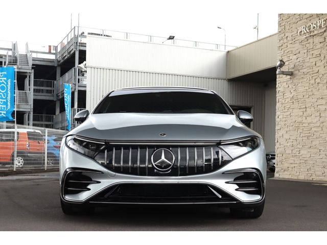 MERCEDES AMG EQS