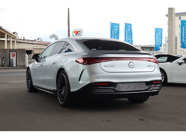 MERCEDES AMG EQS