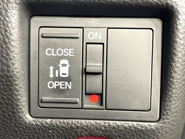 N BOX