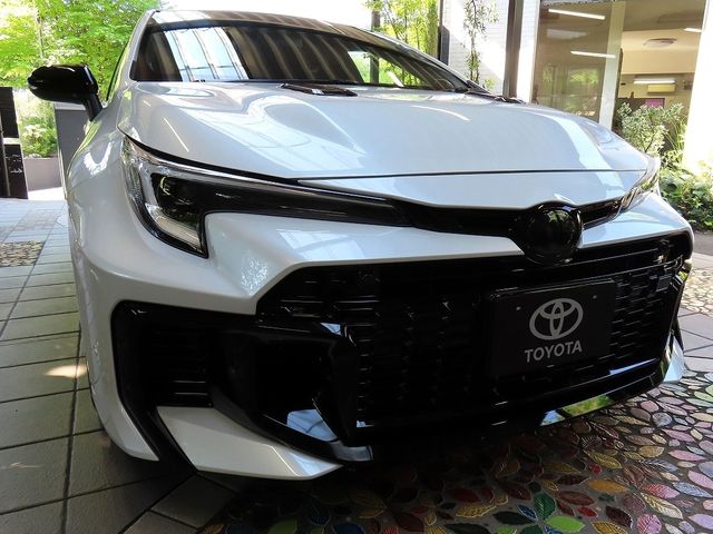 GR COROLLA