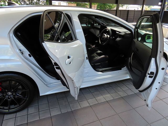 GR COROLLA