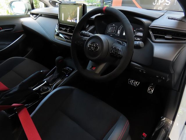 GR COROLLA