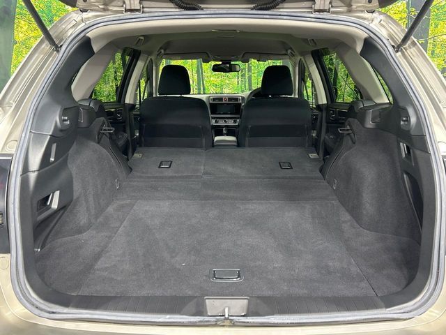 LEGACY OUTBACK