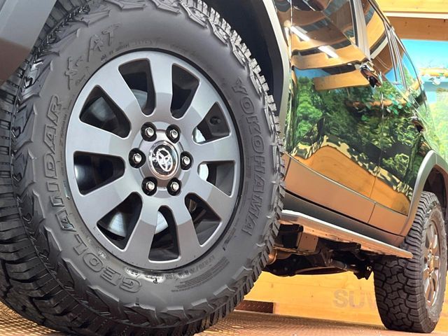 LANDCRUISER 250