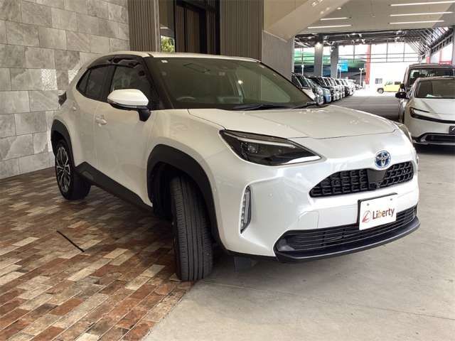 YARIS CROSS HYBRID