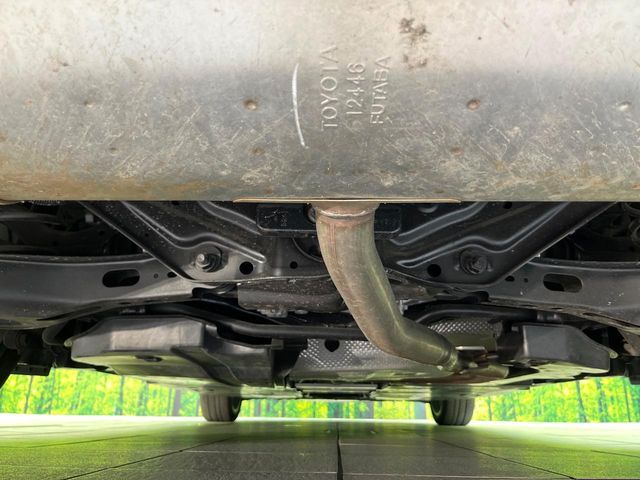 PRIUS 4WD