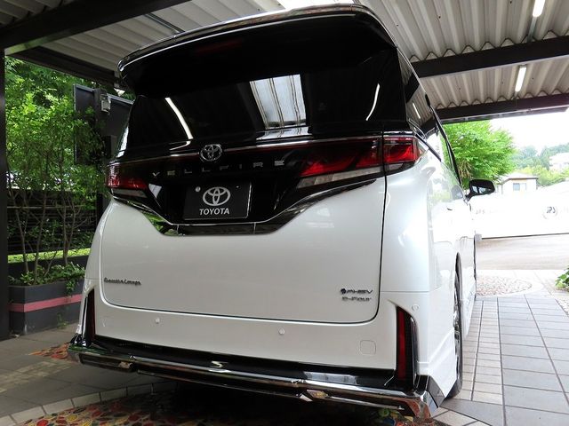 VELLFIRE  HYBRID 4WD