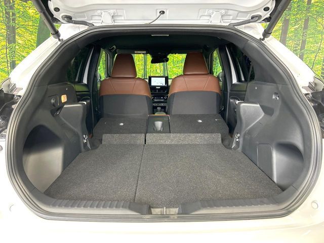 YARIS CROSS HYBRID