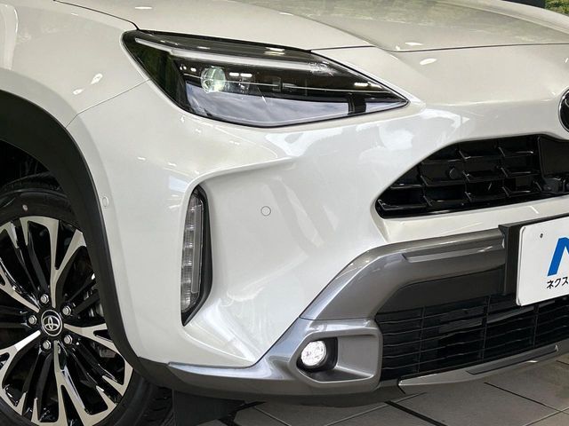 YARIS CROSS HYBRID