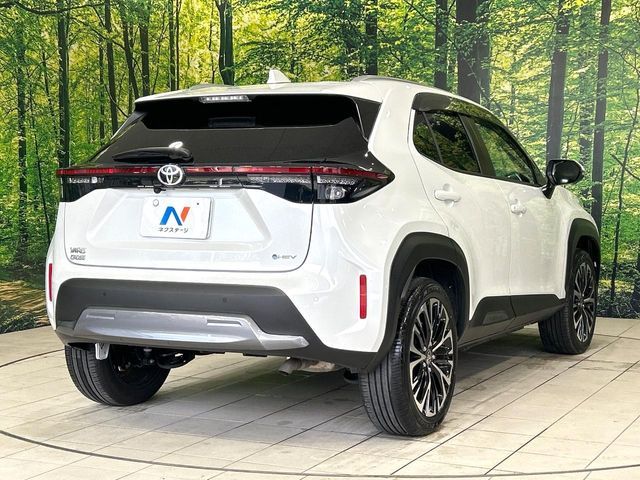 YARIS CROSS HYBRID