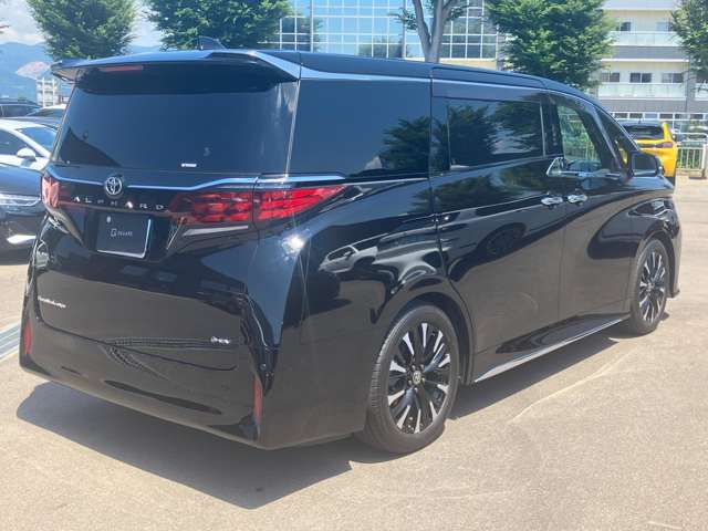 ALPHARD hybrid