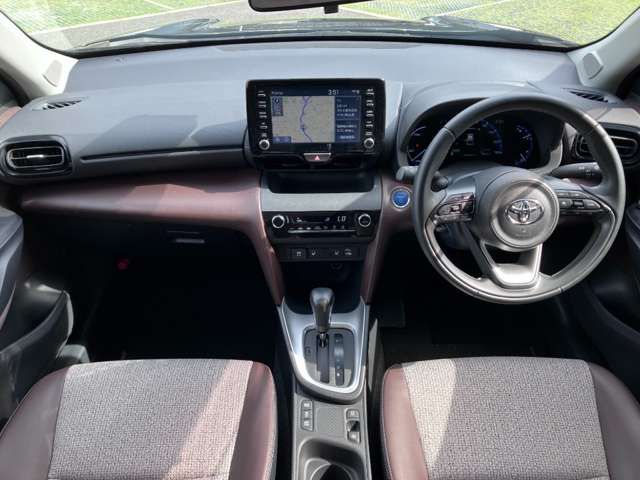 YARIS CROSS HYBRID