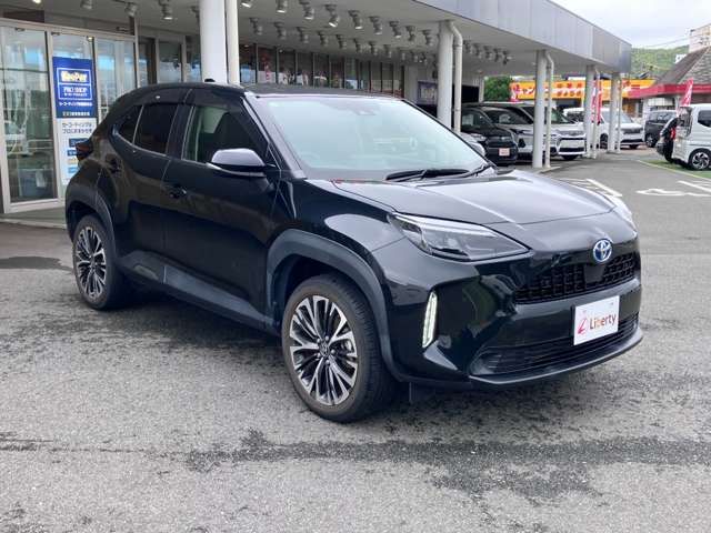 YARIS CROSS HYBRID