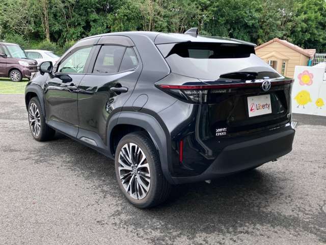 YARIS CROSS HYBRID