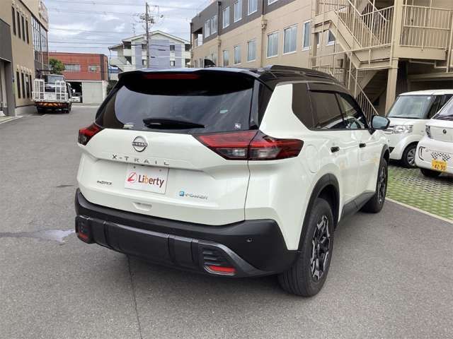 X-TRAIL HYBRID 4WD