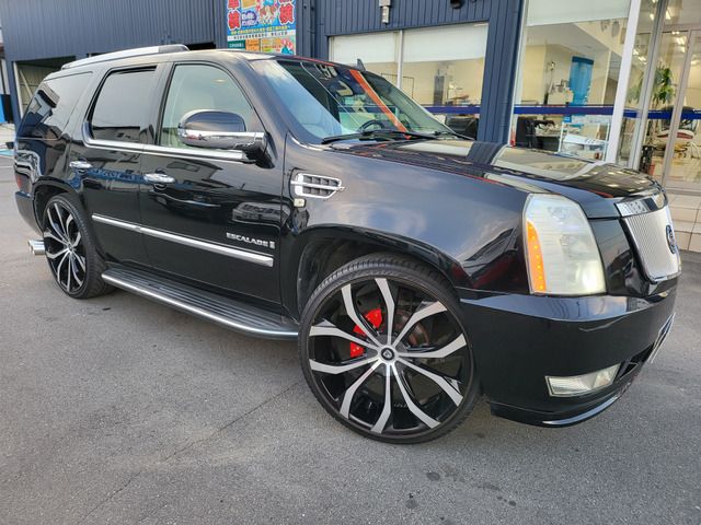 CADILLAC ESCALADE ESV