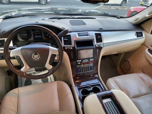 CADILLAC ESCALADE ESV
