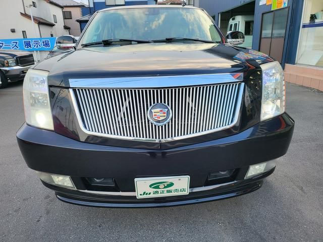 CADILLAC ESCALADE ESV