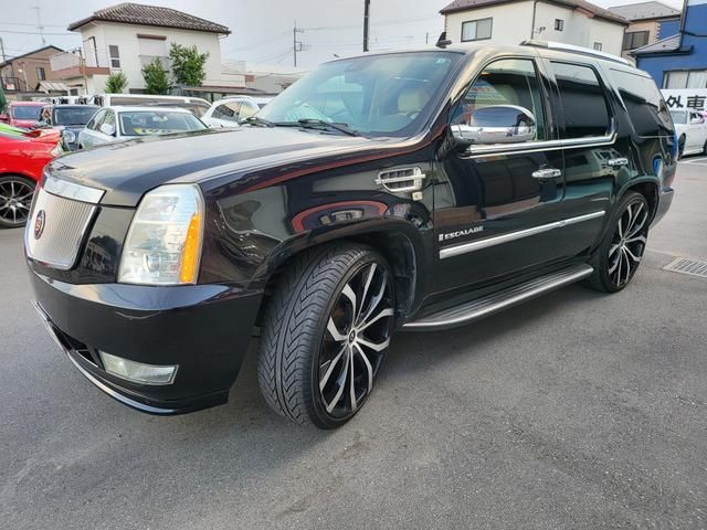 CADILLAC ESCALADE ESV