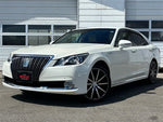 CROWN MAJESTA HYBRID 4WD