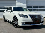 CROWN MAJESTA HYBRID 4WD