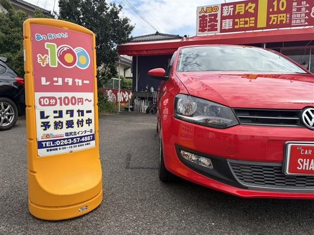VOLKSWAGEN POLO