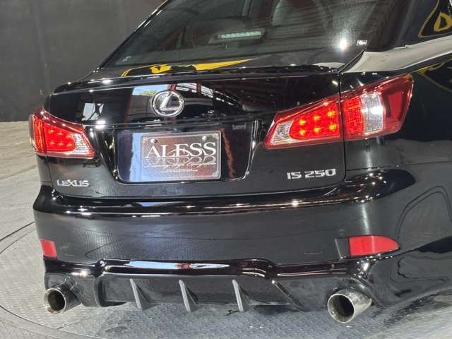 LEXUS IS250
