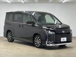 VOXY HYBRID